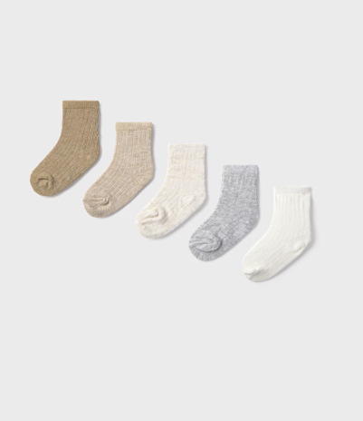 Mayoral-9918-zestaw-6-par-skarpetek-gladkich-neutralne.PNG