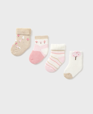 Mayoral-9917-zestaw-4-par-skarpetek-dla-noworodka-roz.PNG