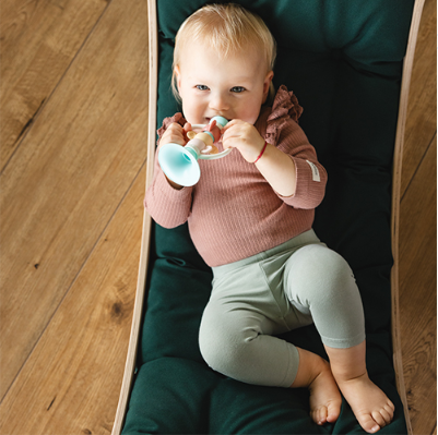 babyono-1630-grzechotka-trumpet-1.PNG