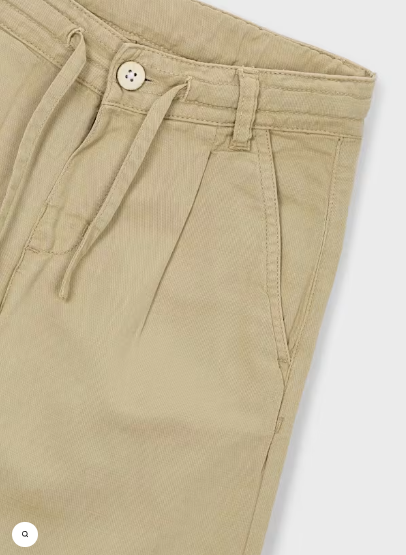 mayoral-3576-spodnie dla-chlopca-z-lnem-typu-chino-dlugie-bezowe-2.PNG