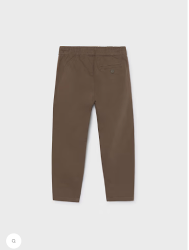 mayoral-4512-spodnie-chino-jogger-dla-chlopca-brazowe-1.PNG